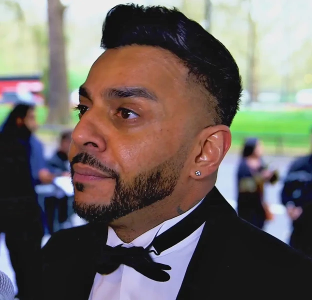Juggy D in a black tuxedo at the 2019 Asian Awards